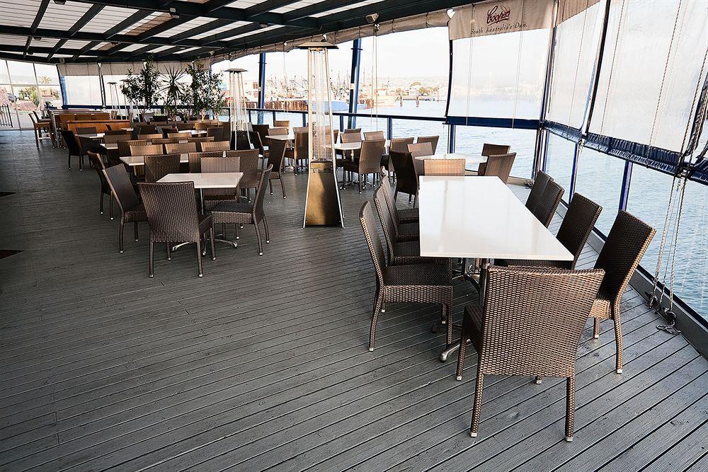 Marina Hotel